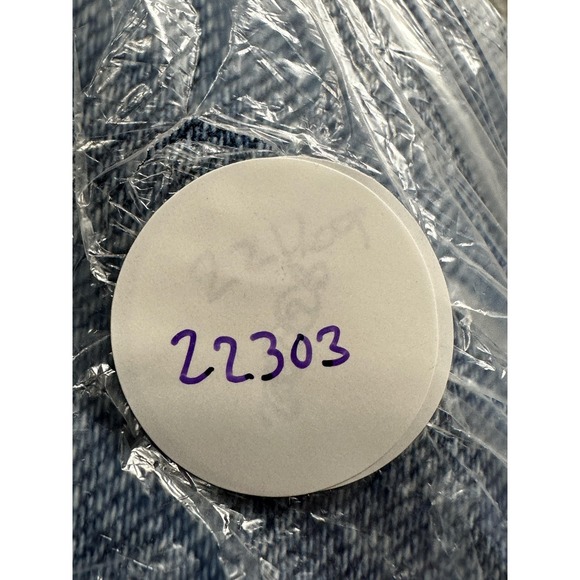 Wrangler Jeans Mens 42x30 Blue Regular Fit Authentic Denim Straight Leg YKK Zip - Picture 13 of 13